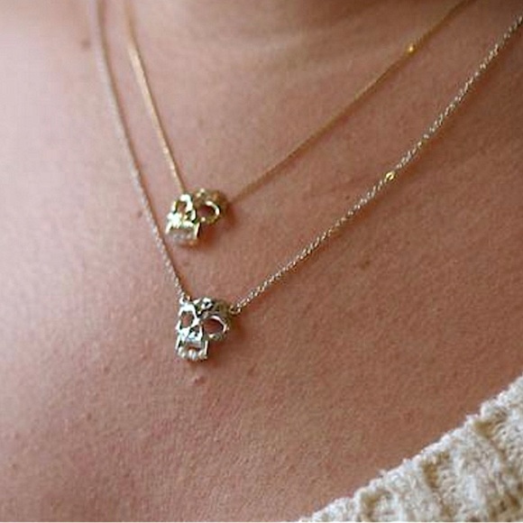 Memento Mori Goth Death Tiny Choker Necklace in Silver Pearl Teeth - Picture 3 of 8